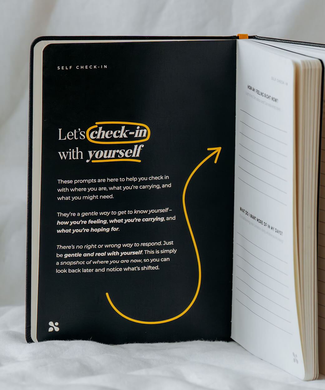 Bundle (Volume 01 & 02)