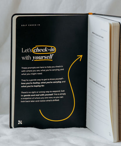 Bundle (Volume 01 & 02)