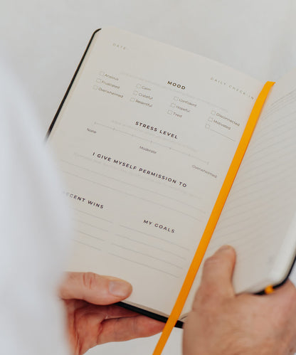 Bundle (Volume 01 & 02)